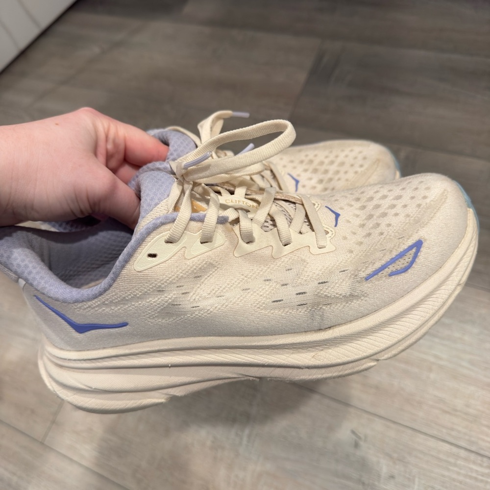 Free People Hoka Clifton 9’s